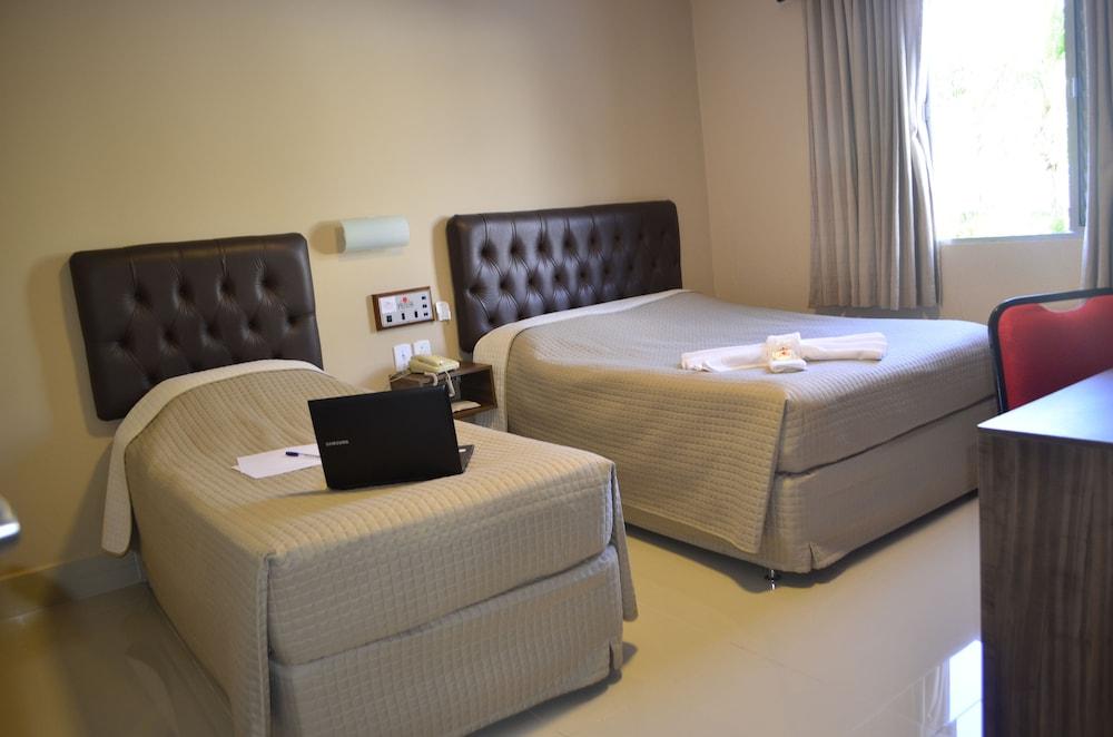 Primar Plaza Hotel Ботукату Экстерьер фото
