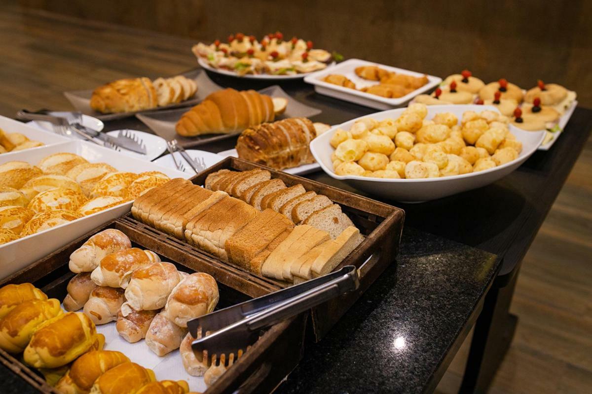Primar Plaza Hotel Ботукату Экстерьер фото